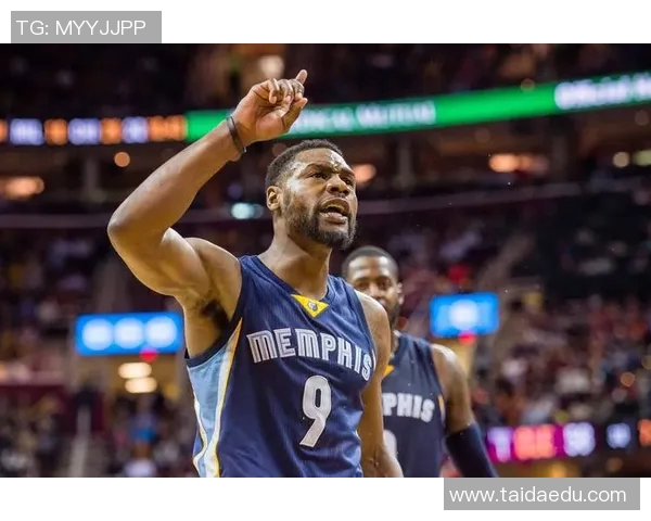 NBA最佳防守球员候选人表现深度解析与竞争格局全面分析