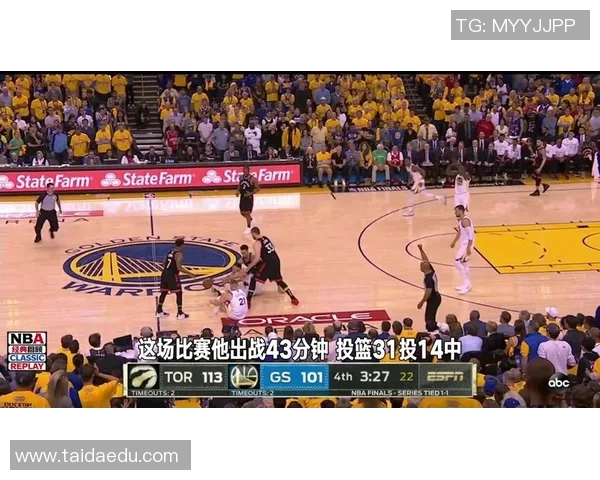 库里赛场泪目瞬间回顾：坚持与拼搏铸就篮球传奇之路